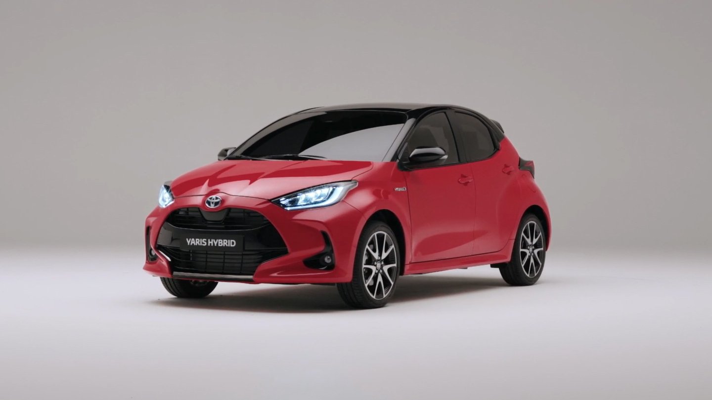 Compare Best Prices on the 2021 Toyota Yaris Zr Hybrid Two-tone